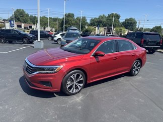 Used 2021 Volkswagen Passat 2.0T SE image 1