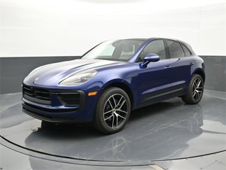 Used 2024 Porsche Macan image 1