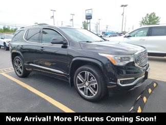 Used 2017 GMC Acadia Denali w/ Technology Package image 1