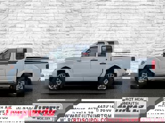 Used 2017 Nissan Frontier SV w/ SV Value Truck Package image 1
