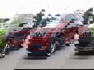 Used 2019 Jeep Cherokee Latitude Plus image 1