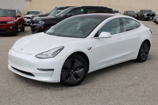 Used 2019 Tesla Model 3 Standard Range Plus image 1