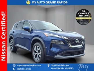 Used 2021 Nissan Rogue SV image 1