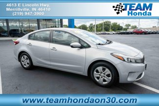 Used 2017 Kia Forte LX image 1