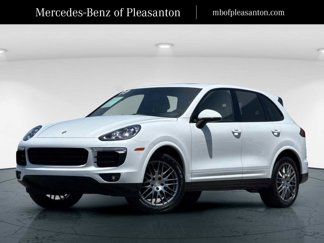 Used 2017 Porsche Cayenne Platinum Edition image 1