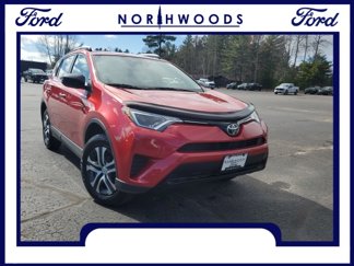 Used 2017 Toyota RAV4 LE image 1
