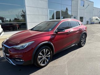 Used 2018 INFINITI QX30 Premium w/ Navigation Package image 1