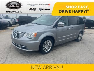Used 2016 Chrysler Town & Country Limited Platinum image 1