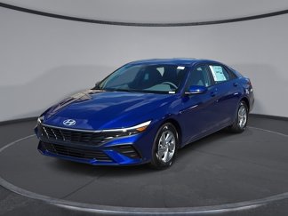New 2025 Hyundai Elantra SE image 1