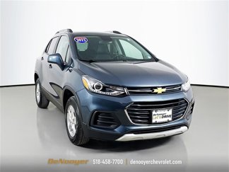 Used 2022 Chevrolet Trax LT w/ LT Convenience Package image 1