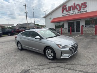 Used 2020 Hyundai Elantra SEL w/ Cargo Package (C1) image 1