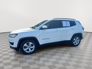 Used 2020 Jeep Compass Latitude image 1