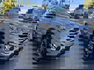 Used 2013 Hyundai Santa Fe Limited image 1