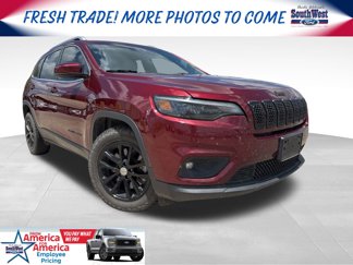 Used 2019 Jeep Cherokee Latitude Plus image 1