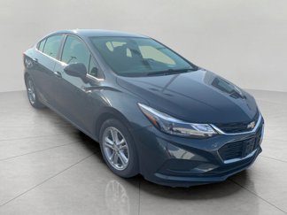 Used 2017 Chevrolet Cruze LT image 1