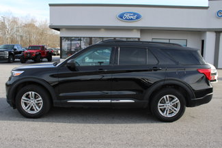 Used 2023 Ford Explorer XLT image 1