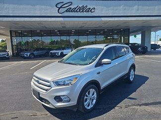 Used 2018 Ford Escape SE image 1