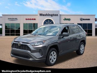 Used 2022 Toyota RAV4 LE image 1