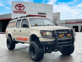 Used 2002 Toyota Tacoma PreRunner video 1