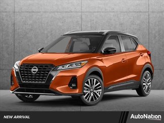 Used 2023 Nissan Kicks SV image 1