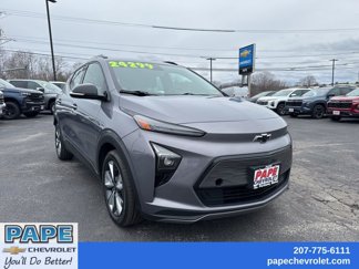 Used 2022 Chevrolet Bolt EUV LT w/ Convenience Package image 1