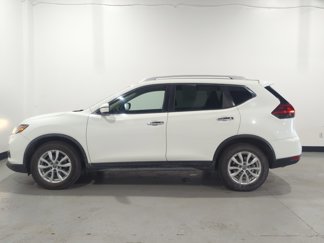 Used 2020 Nissan Rogue SV image 1