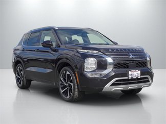 Used 2022 Mitsubishi Outlander SEL image 1