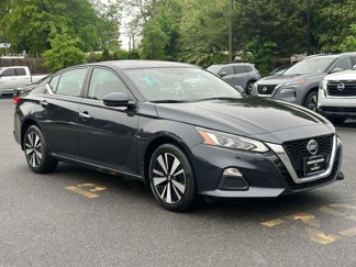 Used 2022 Nissan Altima 2.5 SV image 1