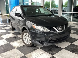 Used 2018 Nissan Rogue Sport S image 1