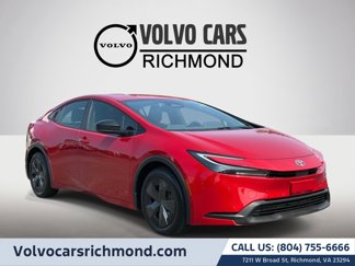 Used 2024 Toyota Prius LE image 1