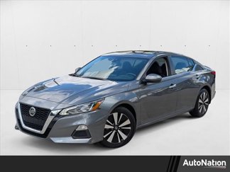 Used 2022 Nissan Altima 2.5 SV image 1