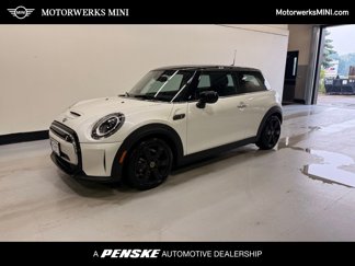 Certified 2024 MINI Cooper SE image 1