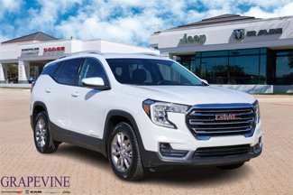 Used 2023 GMC Terrain SLT image 1