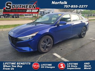 Used 2023 Hyundai Elantra SEL w/ Cargo Package image 1