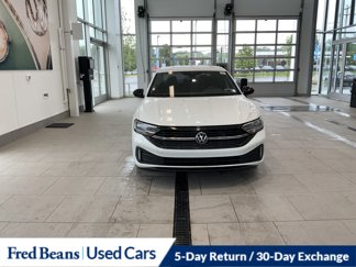Used 2023 Volkswagen Jetta Sport image 1