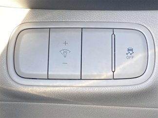 Certified 2024 Hyundai Venue SEL image 1
