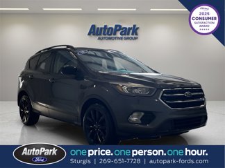 Used 2018 Ford Escape SE w/ SE Sport Appearance Package image 1