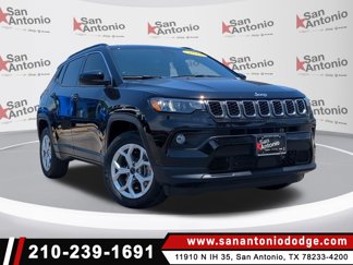 Certified 2025 Jeep Compass Latitude image 1
