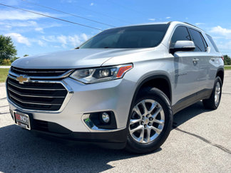 Used 2021 Chevrolet Traverse LT image 1