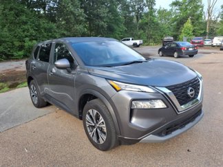 Used 2023 Nissan Rogue SV image 1