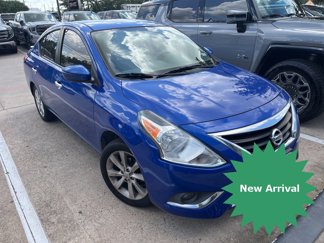 Used 2015 Nissan Versa SL image 1