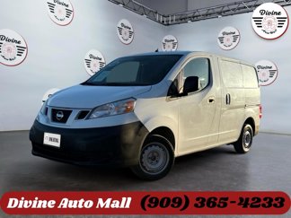 Used 2016 Nissan NV200 S image 1