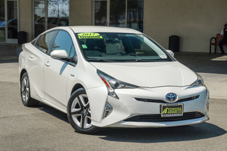 Used 2017 Toyota Prius Three Touring image 1