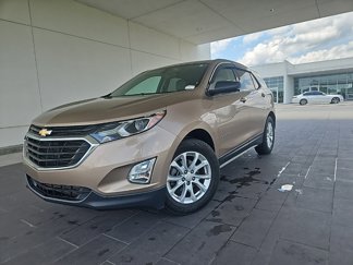 Used 2019 Chevrolet Equinox LS image 1