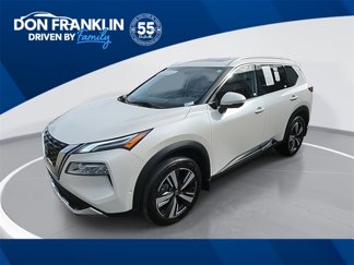 Used 2023 Nissan Rogue Platinum image 1