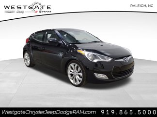Used 2012 Hyundai Veloster w/ Style Pkg image 1
