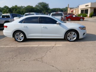 Used 2020 Volkswagen Passat 2.0T SE image 1