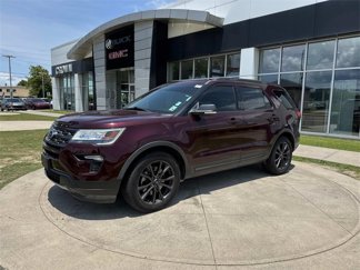 Used 2018 Ford Explorer XLT w/ Equipment Group 202A image 1
