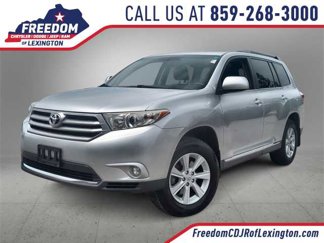 Used 2013 Toyota Highlander SE image 1