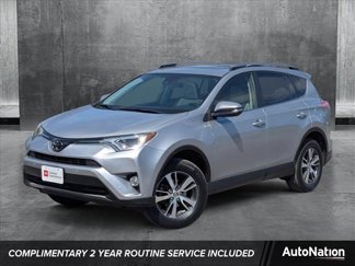 Used 2018 Toyota RAV4 XLE image 1